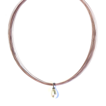 Draadcollier met zilveren magneet slot (45cm.) incl. hanger met zoetwaterparel druppel 10x15mm. - 7325
