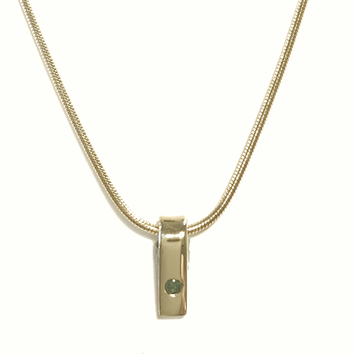 Hanger, 14krt.goud met smaragd (lengte hanger:10mm.) excl. collier - 1258
