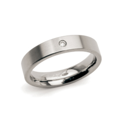 Boccia Ring, titanium model 0121-04 breedte: 4,5mm. met diamant 0,03ct.(maat 55) - 8100