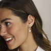 Oorhangers, zilver gerhodineerd met zirconia en parel (parel: 8x10) - 13142