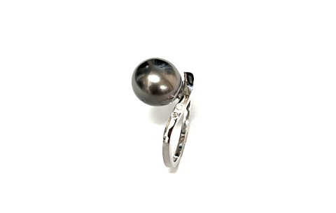 Ring, 18krt.witgoud met tahiti-parel 9mm. en diamant 0,01ct.(maat 16) - 13301