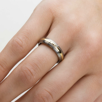 Boccia Ring, titanium/verguld  met diamant 0,015ct. model 0131-04 breedte:5mm.  (maat 57) - 14254