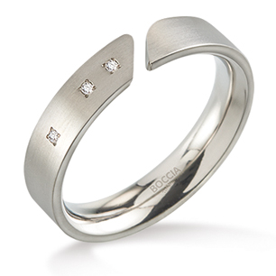 Boccia Ring, titanium model 0140-02 breedte: 4,4mm. met diamant 0,015ct. (maat 54) - 15315