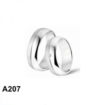 Amorio Ring, zilver gerhodineerd breedte 6mm. (maat 17,5)  RING MET ZIRCONIA - 16392