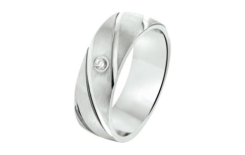 Amorio Ring, zilver gerhodineerd breedte 6.5mm. (maat 17,5) RING MET ZIRCONIA - 16401