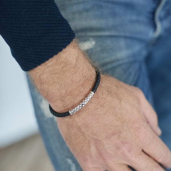 Silk Armband, model 427BLK (breedte: 5mm.- lengte 21cm.) - 19715 Silk Armband, model 427BLK (breedte: 5mm.- lengte 21cm.) - 19715