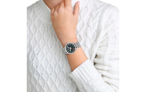 Mondaine Horloge, model Classic 660.30314.60SBJ Mat Groen (36mm) - 20891