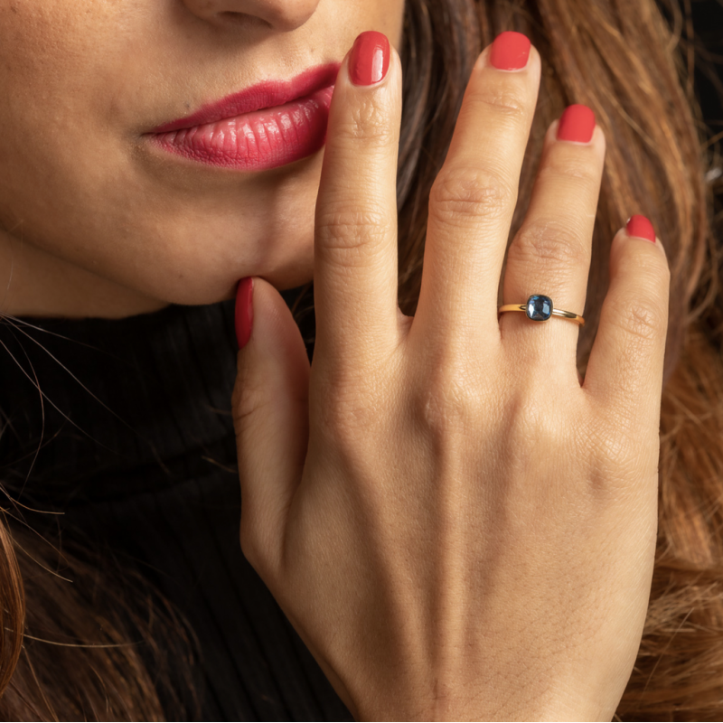 My Bendel Ring, edelstaal verguld met blauwe glassteen - 21324 My Bendel Ring, edelstaal verguld met blauwe glassteen - 21324