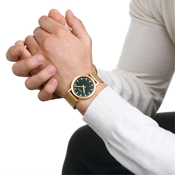 Mondaine Horloge Classic 660.30314.60SBM Double (36mm) - 21643