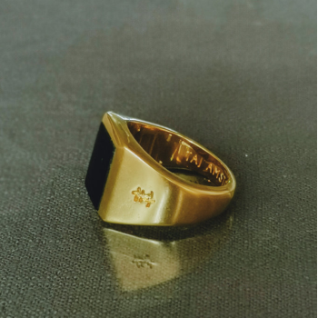 TAJ AMSTERDAM Goldplated  Herenring Adofo met ONYX (mt19,5) - " Krijger" > staat symbool voor kracht - 22222