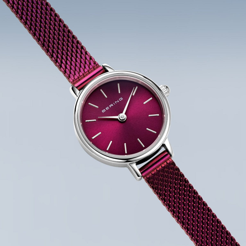 Bering Dameshorloge Quartz, model 11022-909 Paars / Cerise. - 20430 Bering Dameshorloge Quartz, model 11022-909 Paars / Cerise. - 20430
