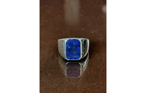 TAJ AMSTERDAM Zilveren Herenring Adric met Blauwe Lapis Lazuli edelsteen "Gezegende Heerser" staat symboor voor kracht - 22663