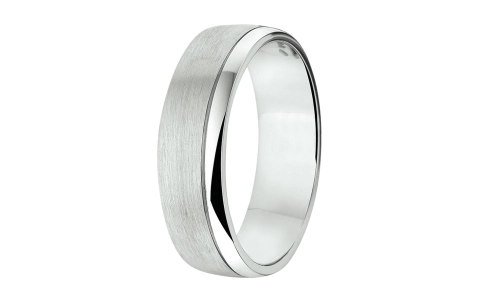 Amorio Ring, model A206 (breedte 6mm.)  GLADDE RING maat 19 - 22756