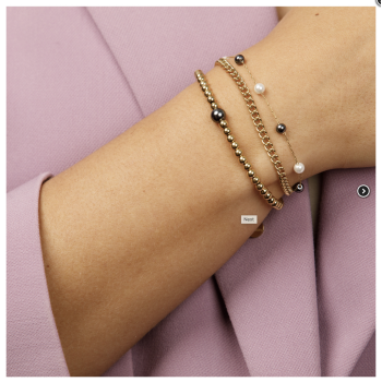 My Bendel Armband, edelstaal verguld met zwart/witte glasparels (lengte: 15,5-20,5cm.) - 23130 My Bendel Armband, edelstaal verguld met zwart/witte glasparels (lengte: 15,5-20,5cm.) - 23130
