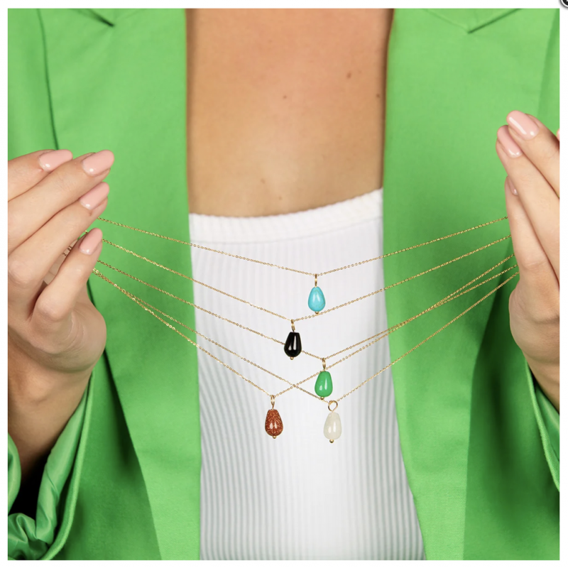 My Bendel Collier met hanger, edelstaal verguld met Blue Howlite (lengte: 42-47cm.) - 23405 My Bendel Collier met hanger, edelstaal verguld met Blue Howlite (lengte: 42-47cm.) - 23405
