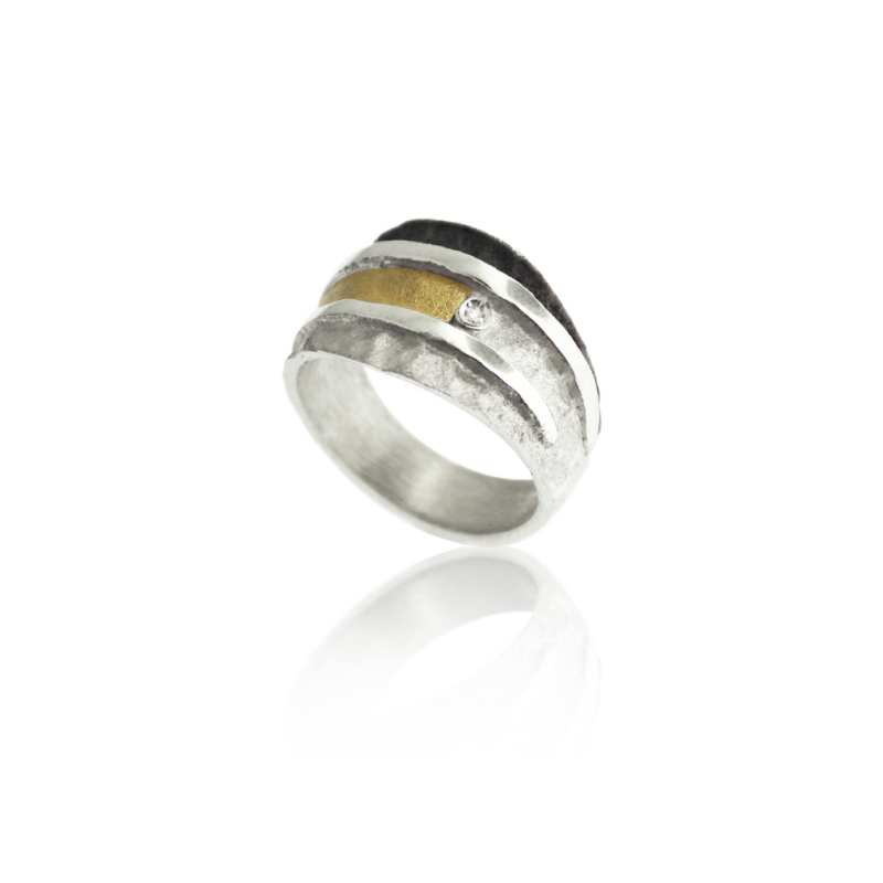 AUDAR Ring, model 1982 zilver met 18krt.goud en diamant 0,01ct. - 24080 AUDAR Ring, model 1982 zilver met 18krt.goud en diamant 0,01ct. - 24080