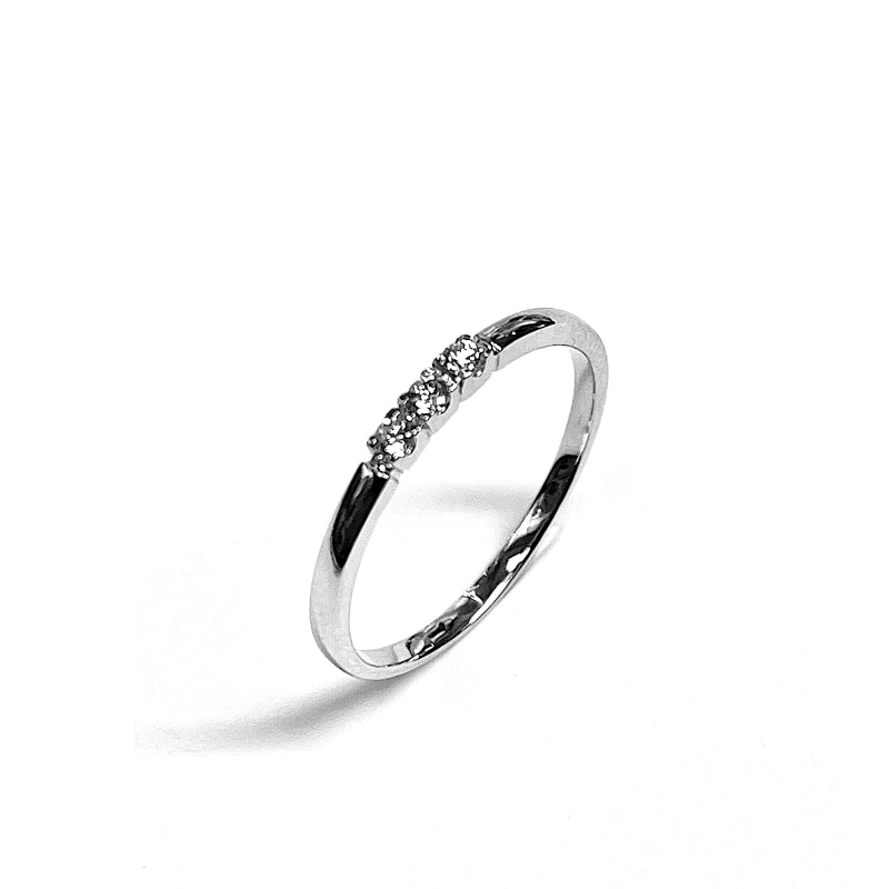 Eclat Alliance Ring, 9krt.witgoud met 3 diamanten totaal 0,09ct. - 24118