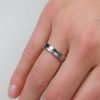 Boccia Ring, titanium model 0129-03 met 0,015ct. diamant breedte: 4,5mm.(maat 55) - 24166 Boccia Ring, titanium model 0129-03 met 0,015ct. diamant breedte: 4,5mm.(maat 55) - 24166