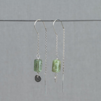 Jeh Jewels Oorhangers, model 21340 zilver met groen Kyaniet (lengte 5cm.) - 24298