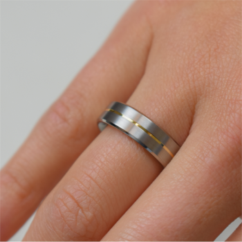 Boccia Ring, titanium model 0101-21 breedte: 6mm. deels verguld - 24701