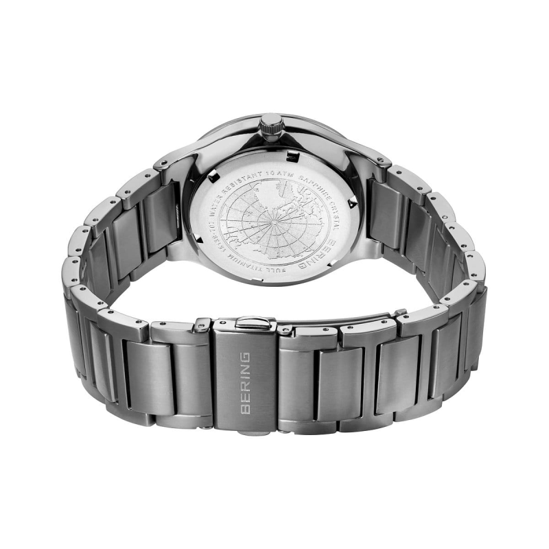 Bering Herenhorloge Quartz, 15139-707 (40mm) Titanium - 24504 Bering Herenhorloge Quartz, 15139-707 (40mm) Titanium - 24504