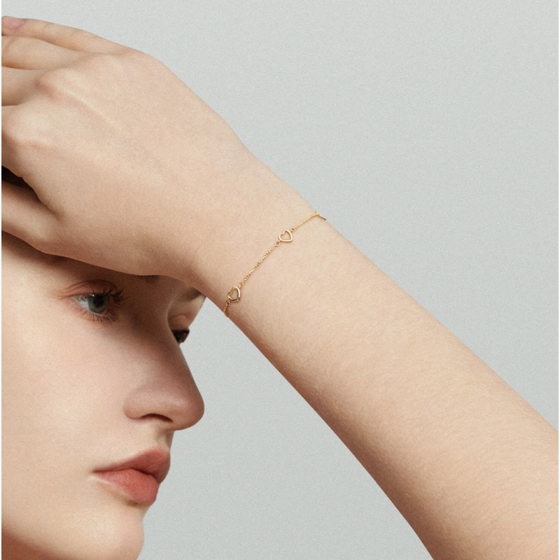 Armband, 14krt.goud met hartjes (lengte: 17-19cm.) - 24764